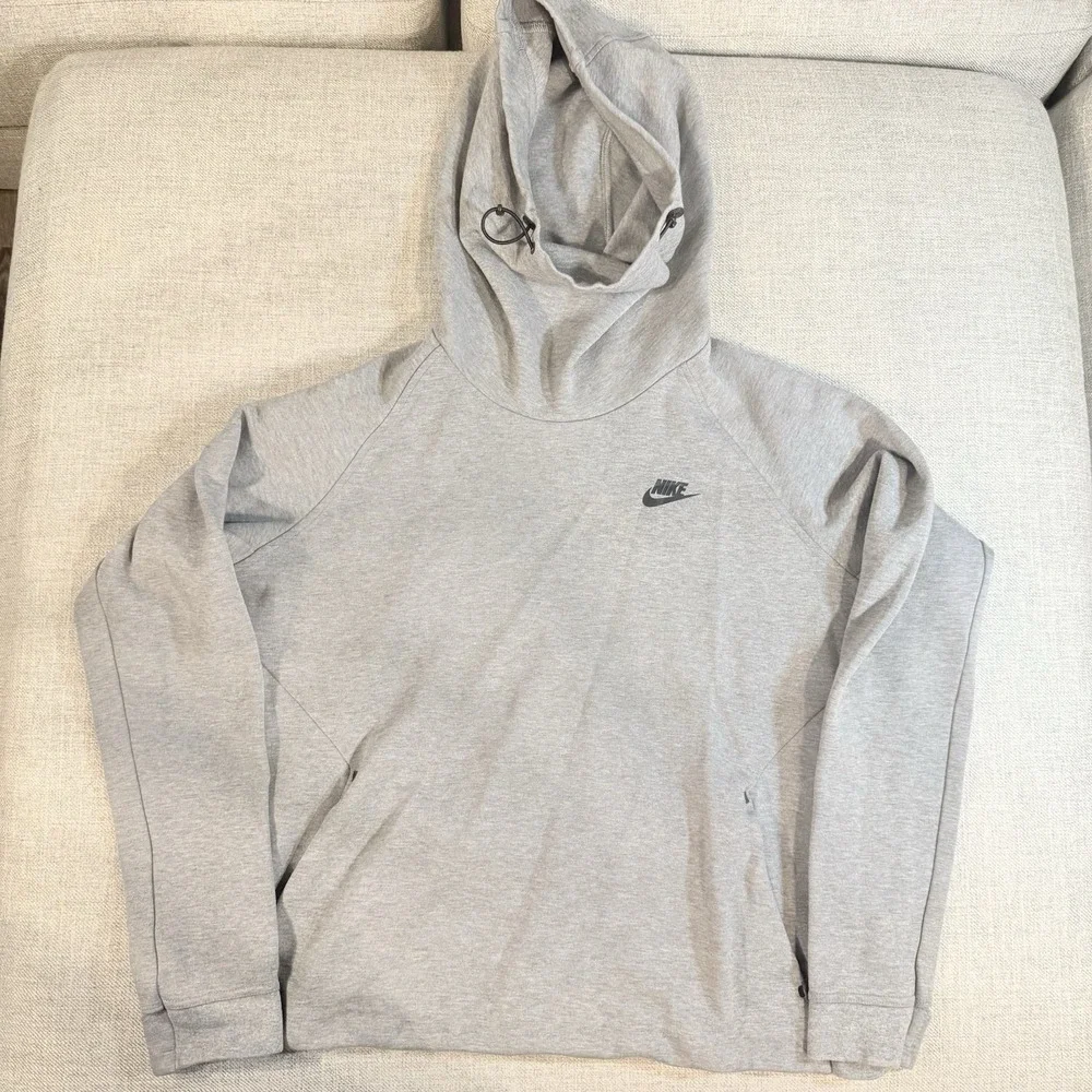 Nike Women's XL Gray Pullover Hoodie Funnel Neck Sweatshirt Athleisure